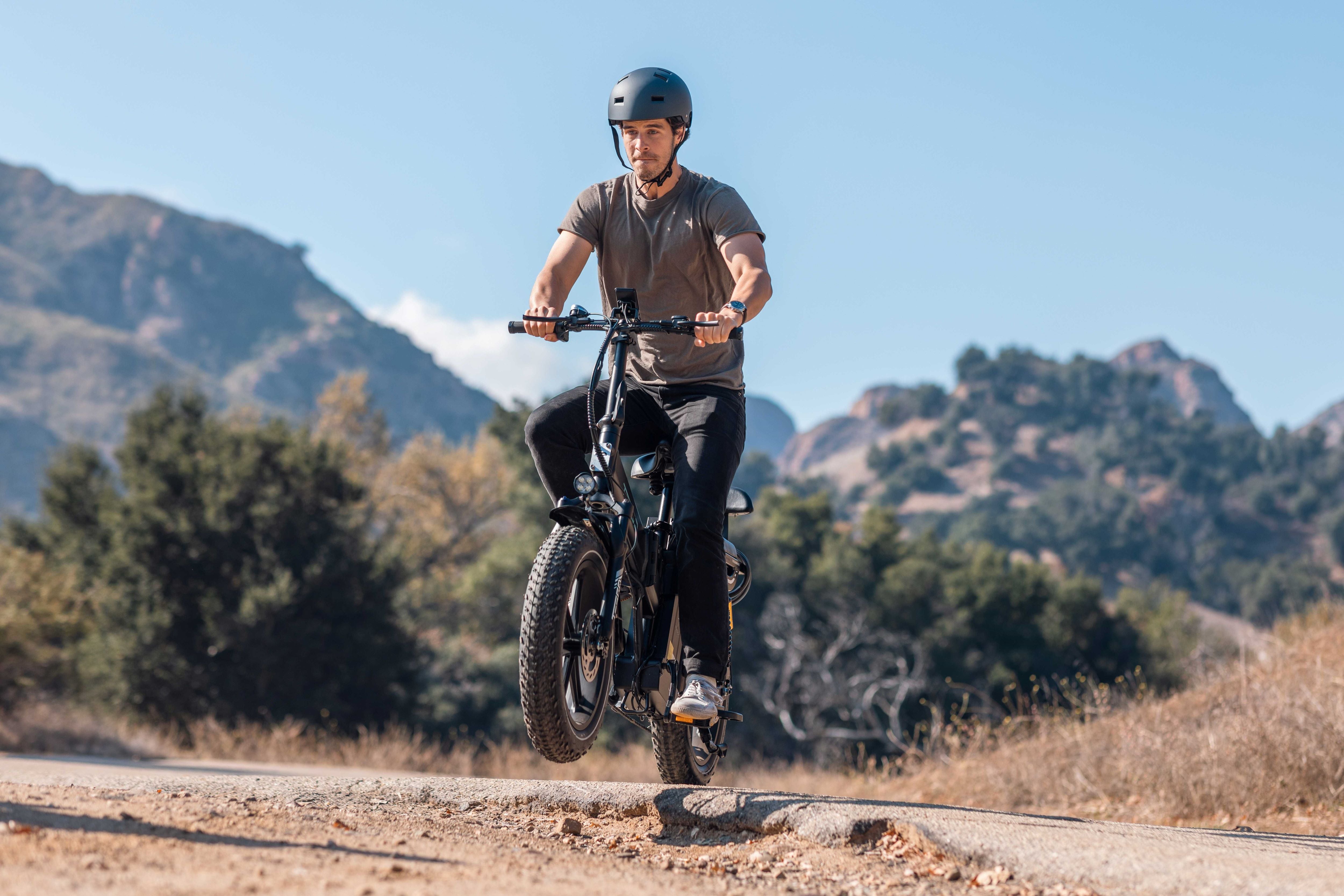 How Electric Bikes Are Reshaping the Future of Delivery Services